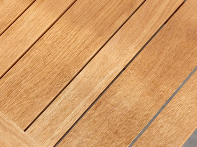 Niehoff Freeport Kaffeetisch 89x89cm, Tischplatte Teak geb&uuml;rstet
