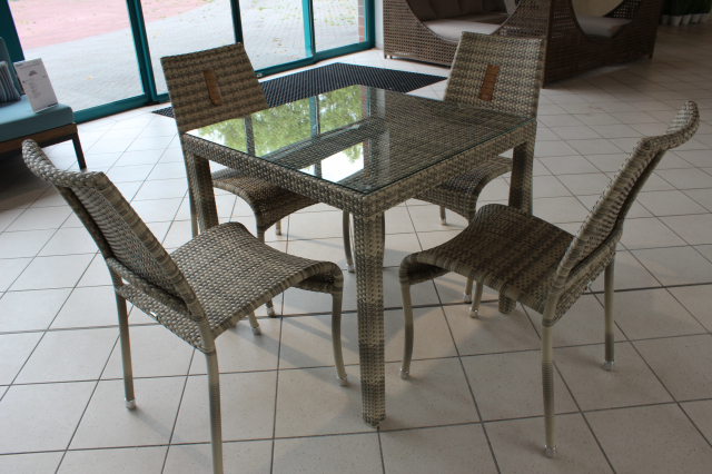 Alexander Rose Fiji Gartenmöbel-Set (Abholartikel)