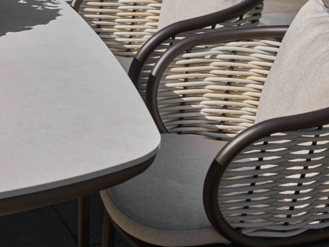 Apple Bee Pine Key-Melville Dining Set 1 bronze