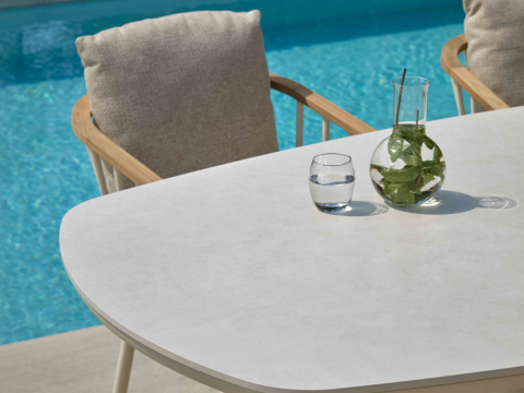 Apple Bee Condor-Melville Dining-Set 2 Oyster Cotton Flower