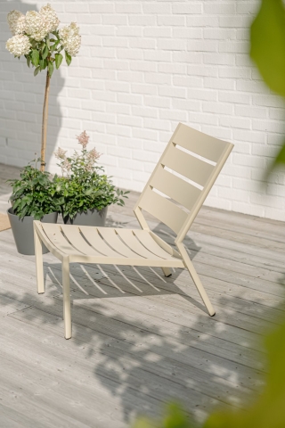 Brafab Delia Loungesessel, Aluminium Lemon, stapelbar