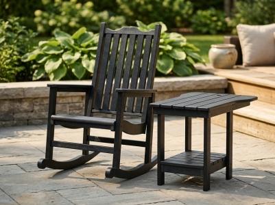 Muskoka Generation Line Set black, 1 Schaukelstuhl und 1 Tisch mit Schirmloch