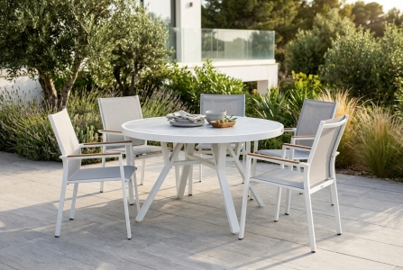 Samvaro - Fly Gartenm&ouml;belset, 5 Stapelsessel und 1 Tisch rund 140cm