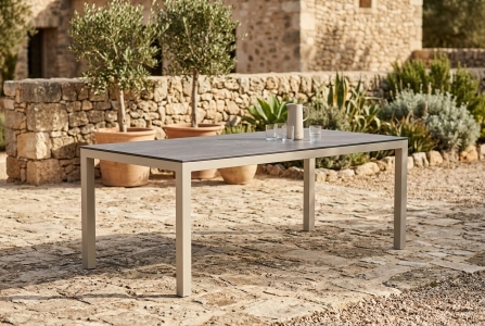 Zebra Tischset Alus 210x100cm, Aluminiumgestell light taupe, Tischplatte Taro HPL Beton