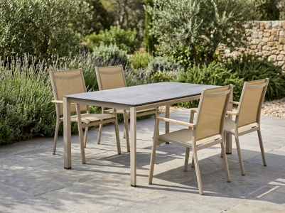 Cadiz Gartenm&ouml;belset champagner, 4 Stapelsessel, 1 Tisch 160x90cm Polytec Zement graphit-Gestell Champagner