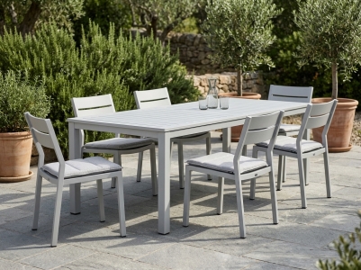 Brafab Lomma-Delia Gartenm&ouml;belset hellgrau, 6 Stapelsessel mit Kissen, 1 Ausziehtisch 260-380x100cm