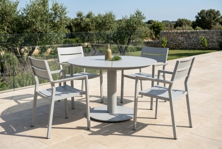 Brafab Peace-Delia Gartenm&ouml;belset light grey, 4 Armlehnst&uuml;hle, 1  Esstisch rund 110cm,