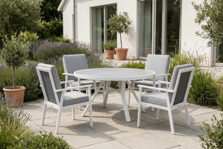 Brafab Samvaro Gartenm&ouml;belset wei&szlig;, 4 Diningsessel mit Polster, 1 Tisch rund 140cm