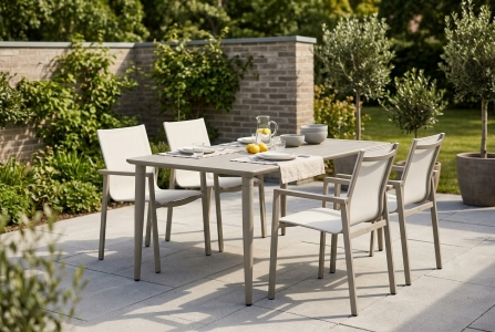 Brafab Delia-Nimes Gartenm&ouml;belset khaki-off-white, 4 Armlehnst&uuml;hle, 1 Esstisch 140x78cm